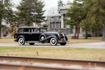 Cadillac Series 452C V16 7-Passenger Sedan by Fleetwood 1933 года
